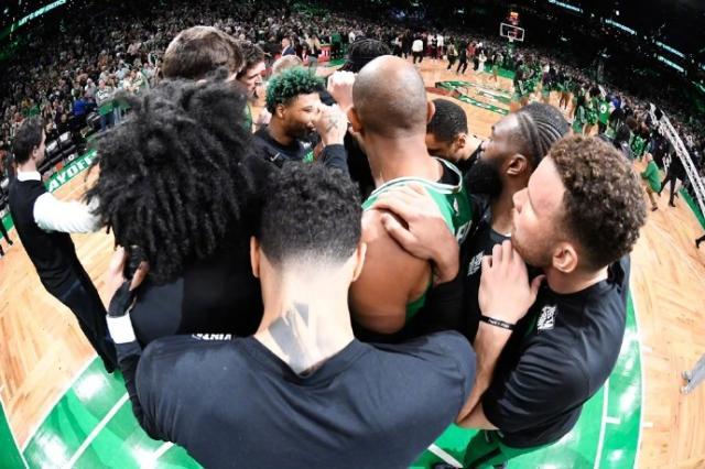 V体育官方网站-从0比3到2比3，绿军找回赢球密码！大逆转在路上？